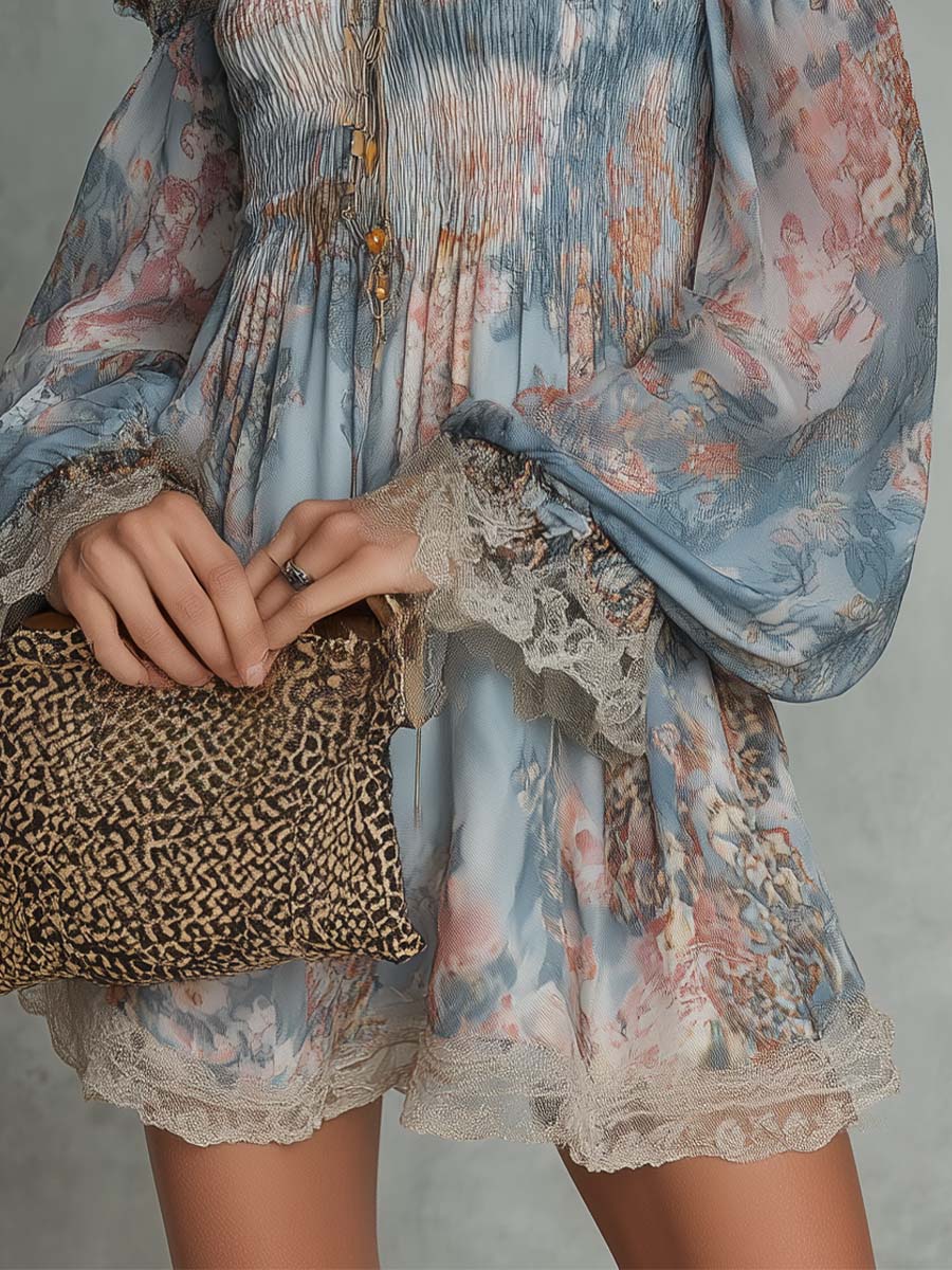 Romane | Vestido Mini de Muselina Fruncido con Hombros Descubiertos y Flores Románticas