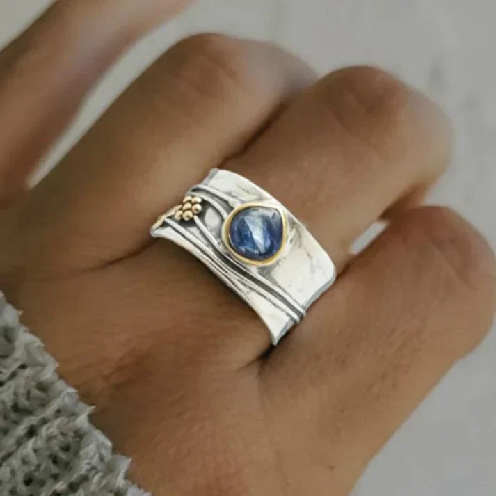 Anillo Vintage Zafiro Azul Baño de Plata
