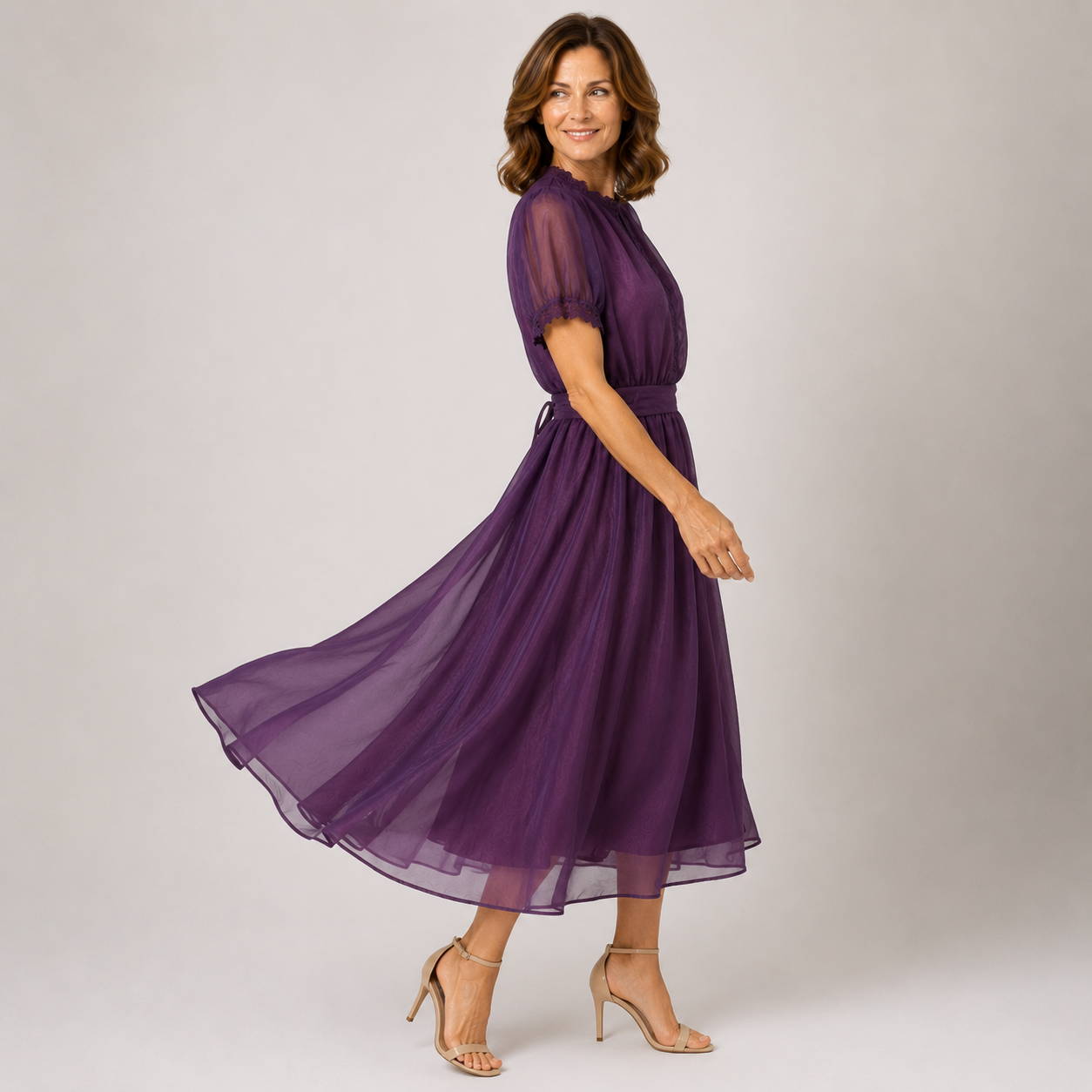 Flavia | Maxi Vestido con Escote en Forma de Gota y Bordado de Encaje Chiffon