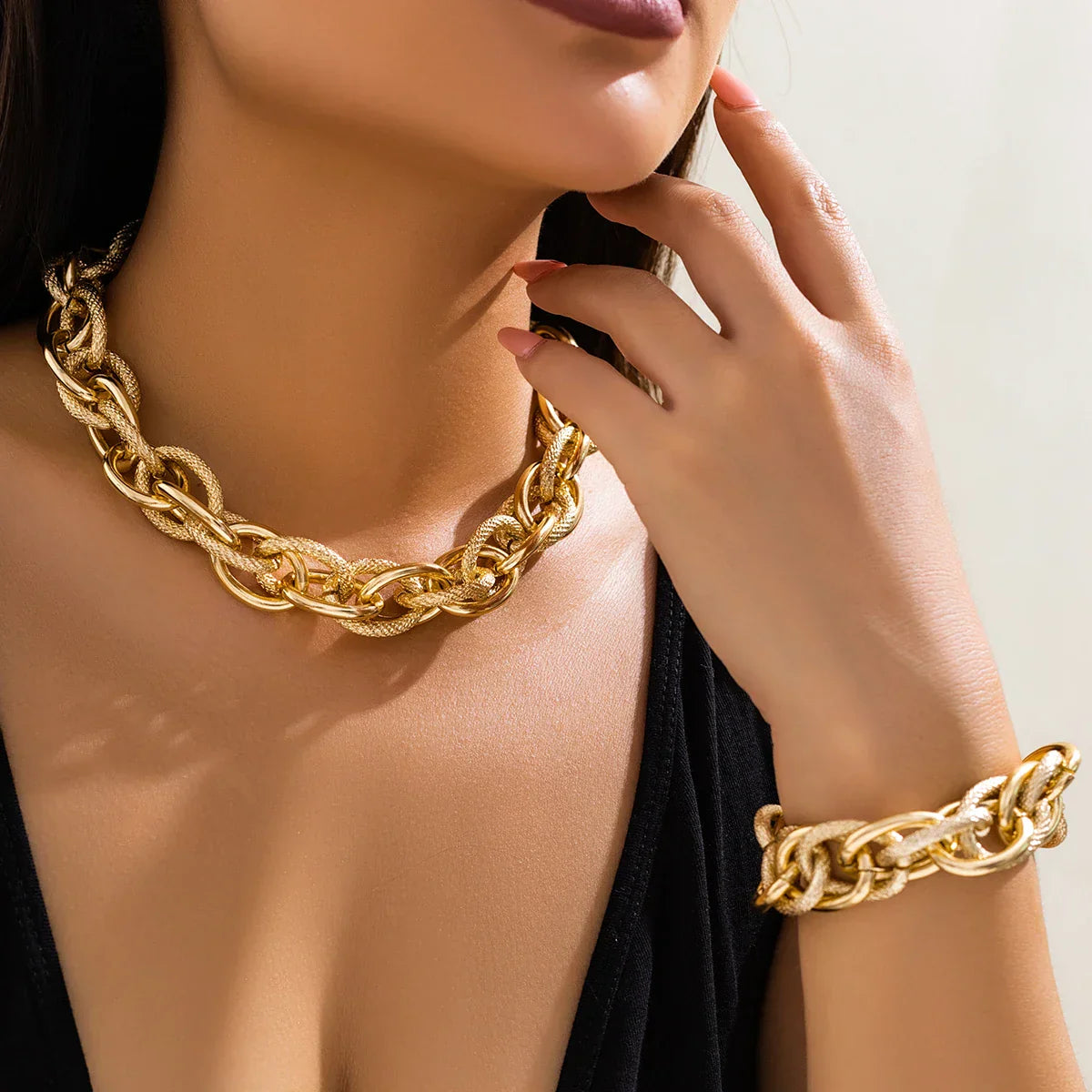 Conjunto de pulsera y collar de cadena doble retorcida gruesa y llamativa Precio completo