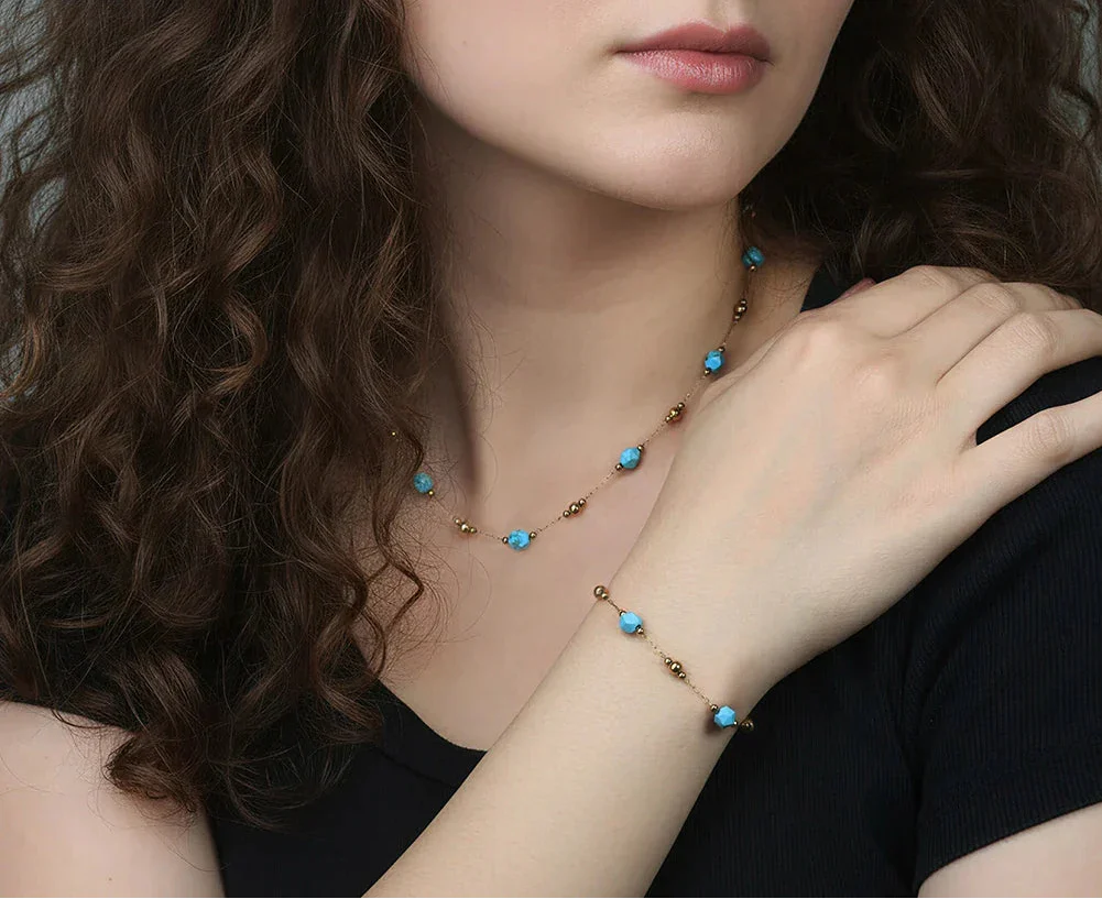 Gargantilla y pulsera de turquesa