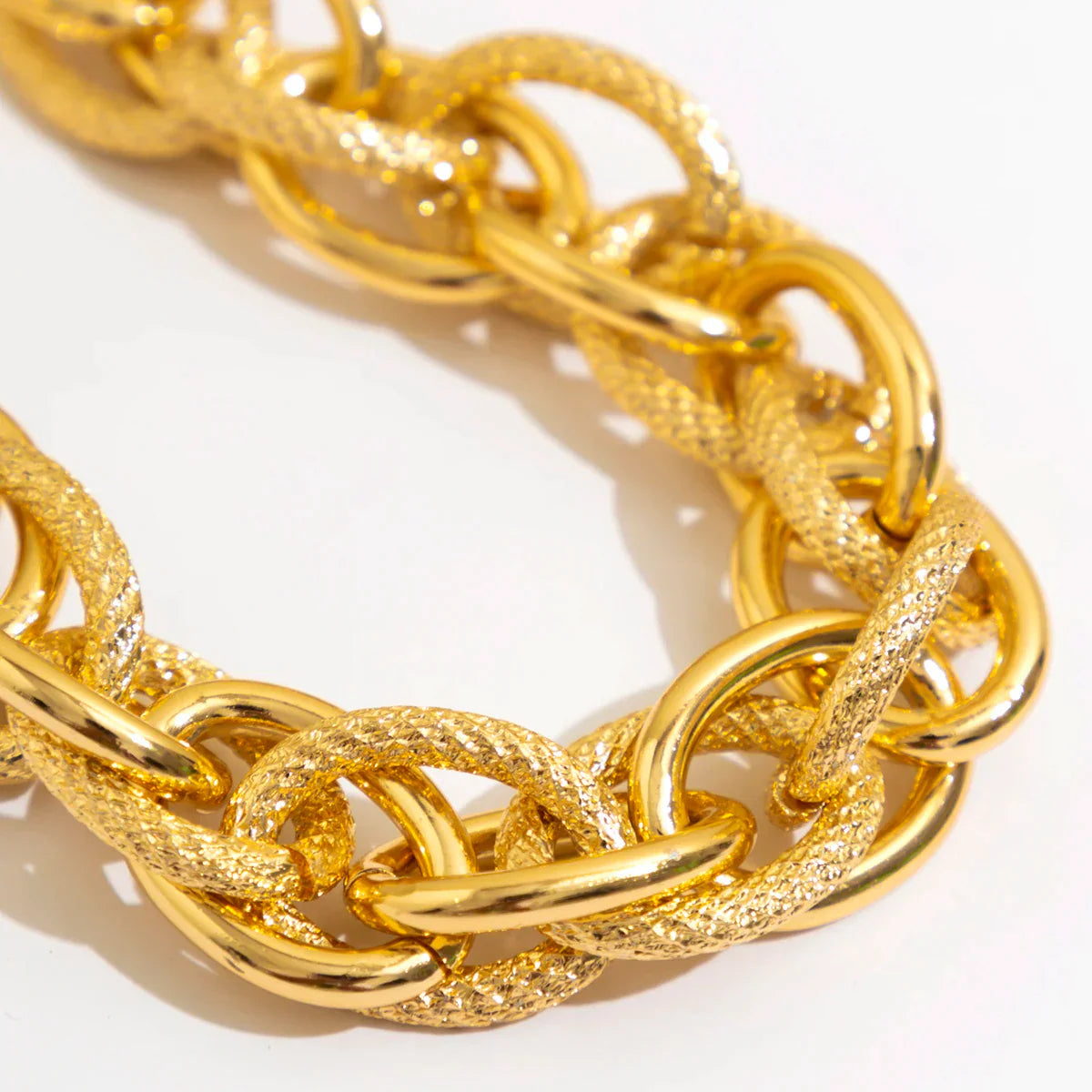 Conjunto de pulsera y collar de cadena doble retorcida gruesa y llamativa Precio completo
