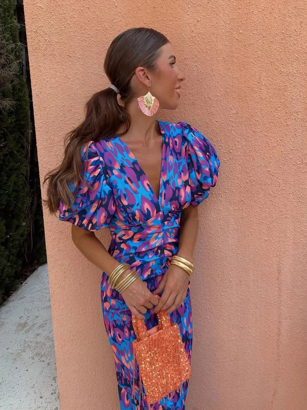 Aurora™ | Vestido Midi Vibrante con Mangas Abullonadas