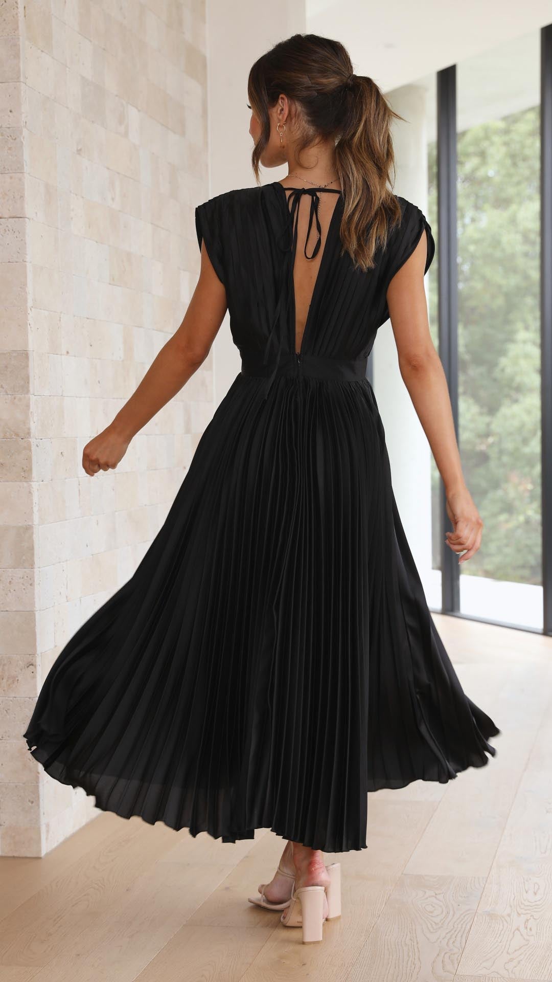 Genevieve | Vestido Elegante con Pliegues