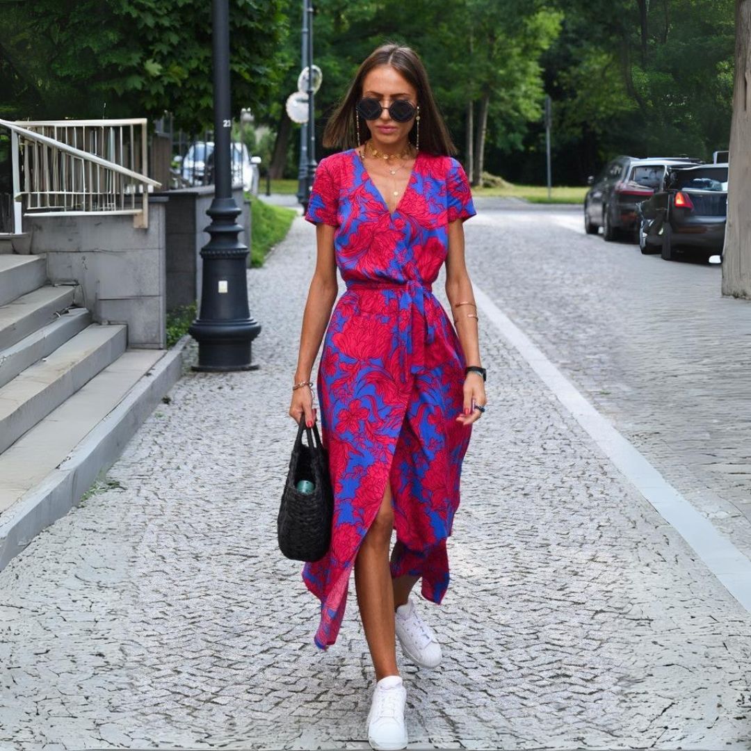Talia™ | Vestito floreale elegante con scollo a V