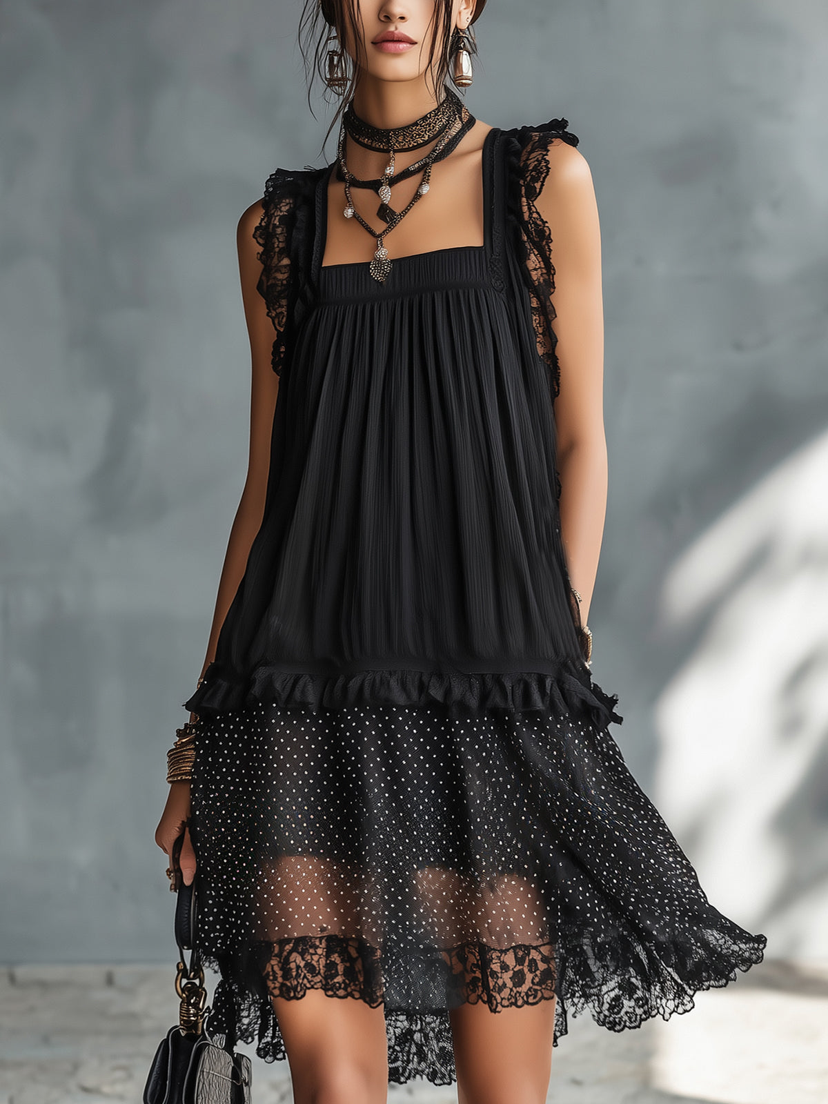 Pauline | Vestido Mini Transparente con Lunares, Volantes y Bordes de Encaje Negro
