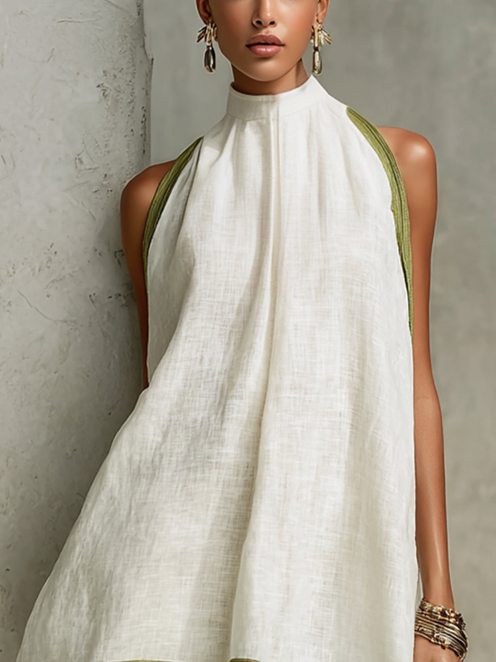 Agathe | Vestido Mini Corte A Sin Mangas Blanco y Verde Oliva con Flores