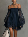 Noemi - Vestito mini in chiffon blu navy con scollo a spalle scoperte, bordo in pizzo e maniche trasparenti