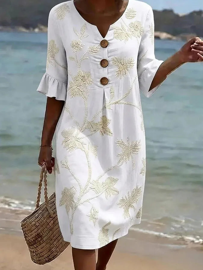 Vestito informale da donna con stampa floreale.