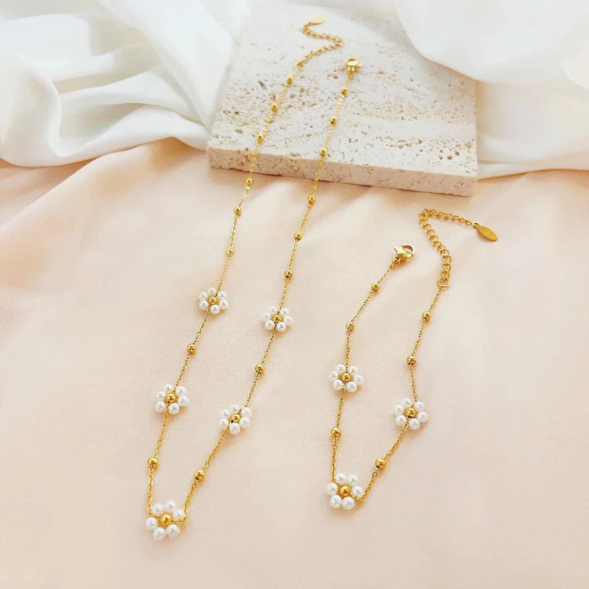 Collana e Bracciali Dainty Daisy
