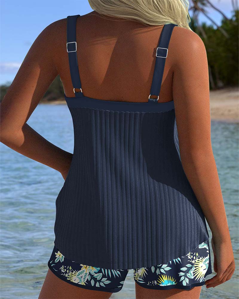 Bloom | Tankini a righe con pantaloni da spiaggia a due pezzi