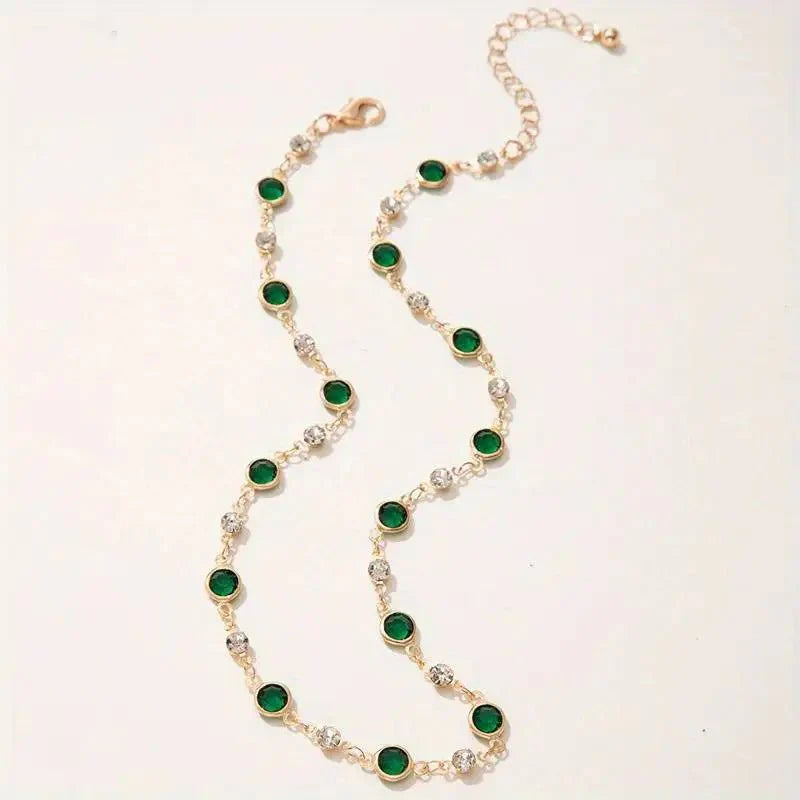 Gargantilla con esmeraldas y diamantes