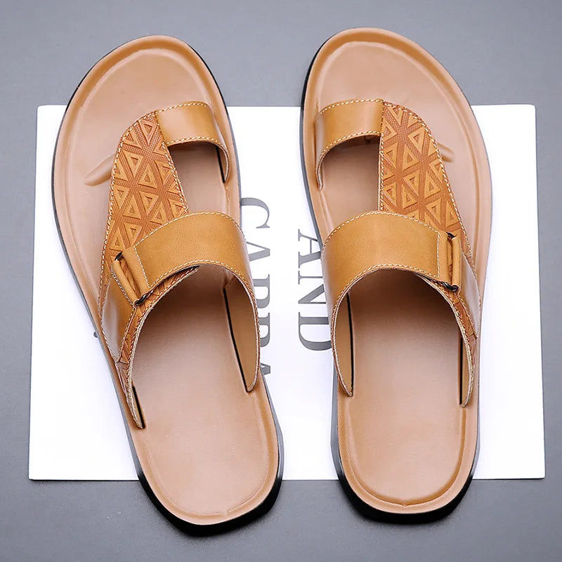 ASTON™ | Sandalias de cuero con tira entre los dedos