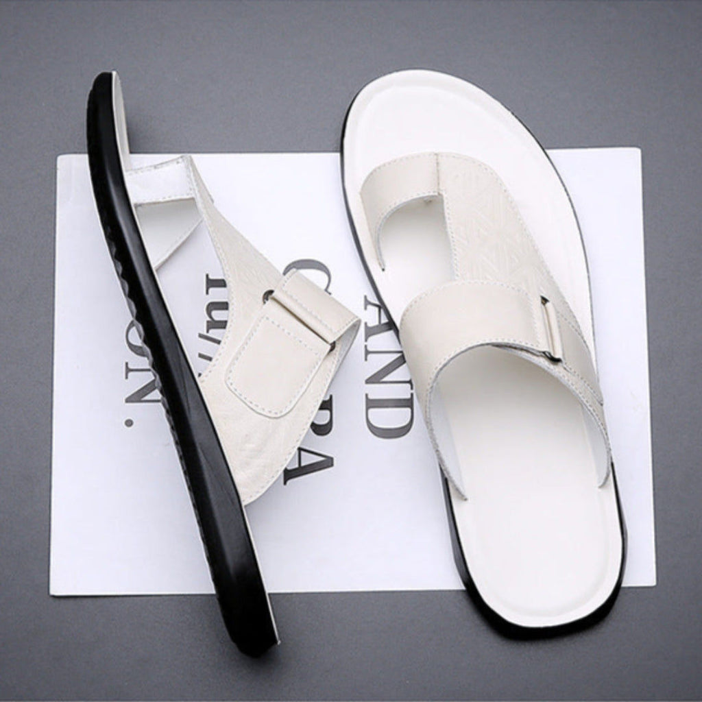 ASTON™ | Sandalias de cuero con tira entre los dedos