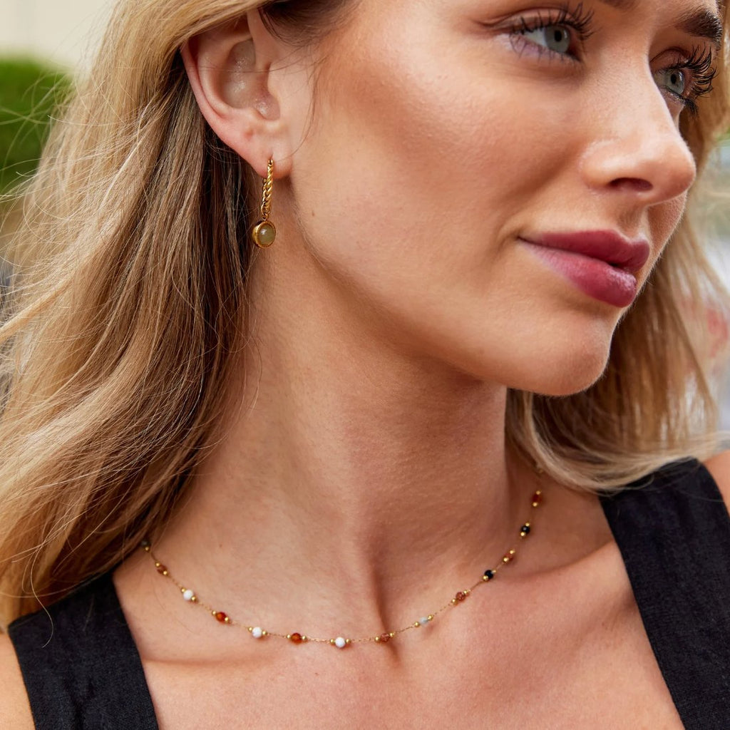 Collier Minimalista con Piedra